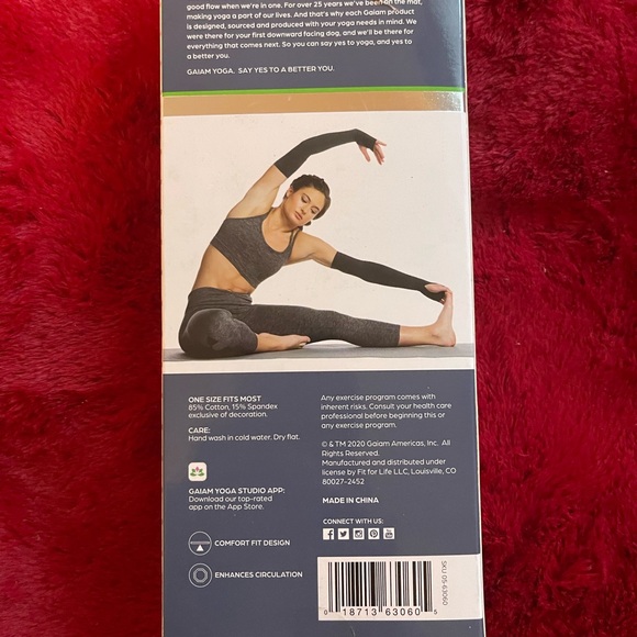 Compression Arm Sleeves - Picture 2 of 3